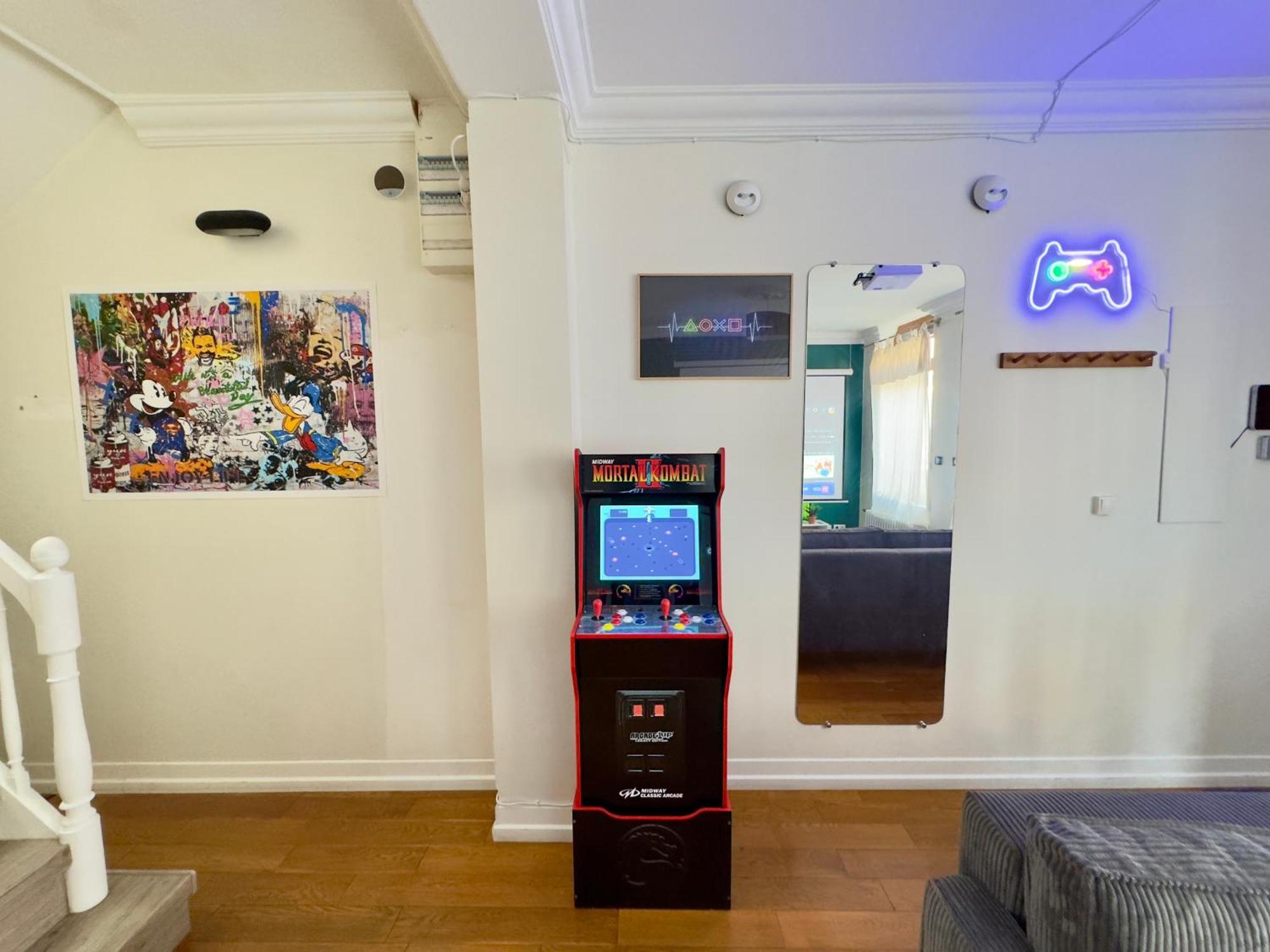 Maison 3Ch - Cinema - Game Room - Parking - Gare Амьен Экстерьер фото
